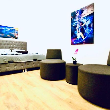 Modern Double Room Js B Wien Eksteriør billede