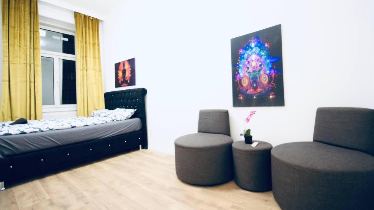 Modern Double Room Js B Wien Eksteriør billede