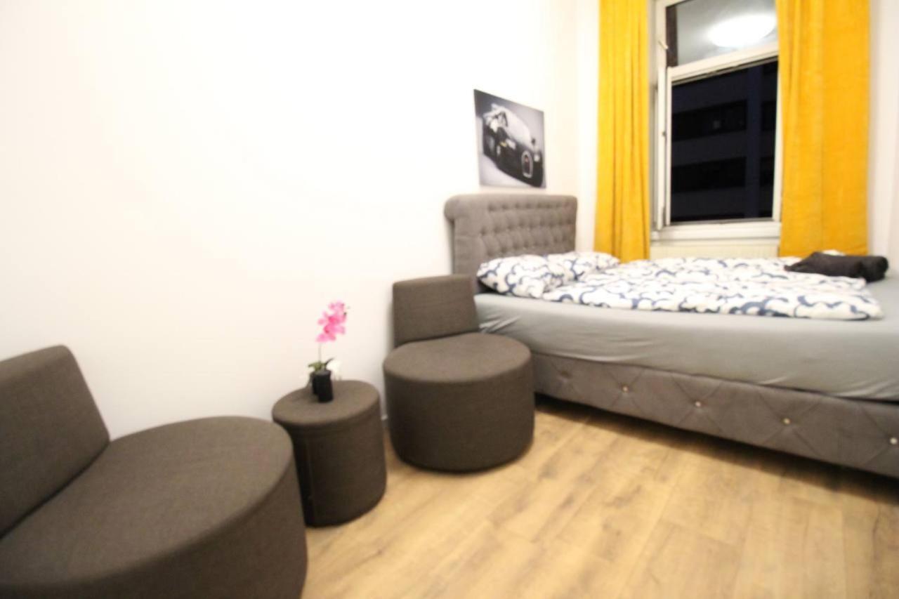 Modern Double Room Js B Wien Eksteriør billede
